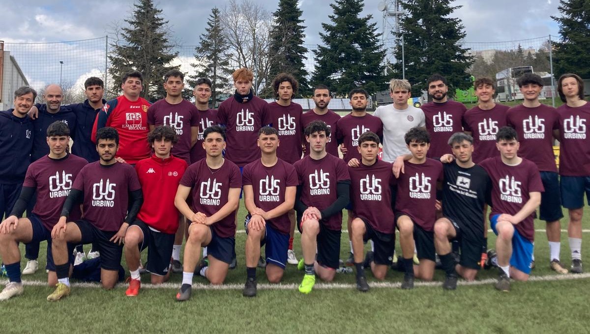La carica del calcio a 11 del Cus Urbino tra campionati universitari e ...