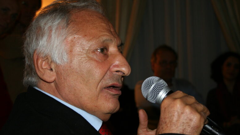 Mogol (Foto Wikipedia Menachem Lazar)